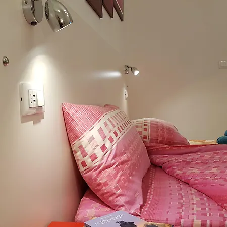 Bed And Breakfast Corticella 24-3